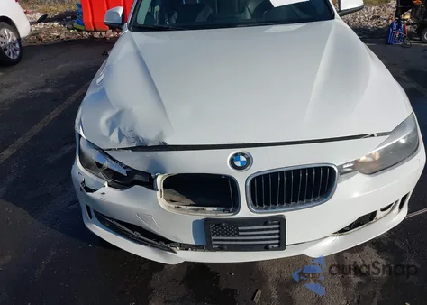 2013 BMW 328I xDrive из США, поврежденный, VIN WBA3B5C53DF597043